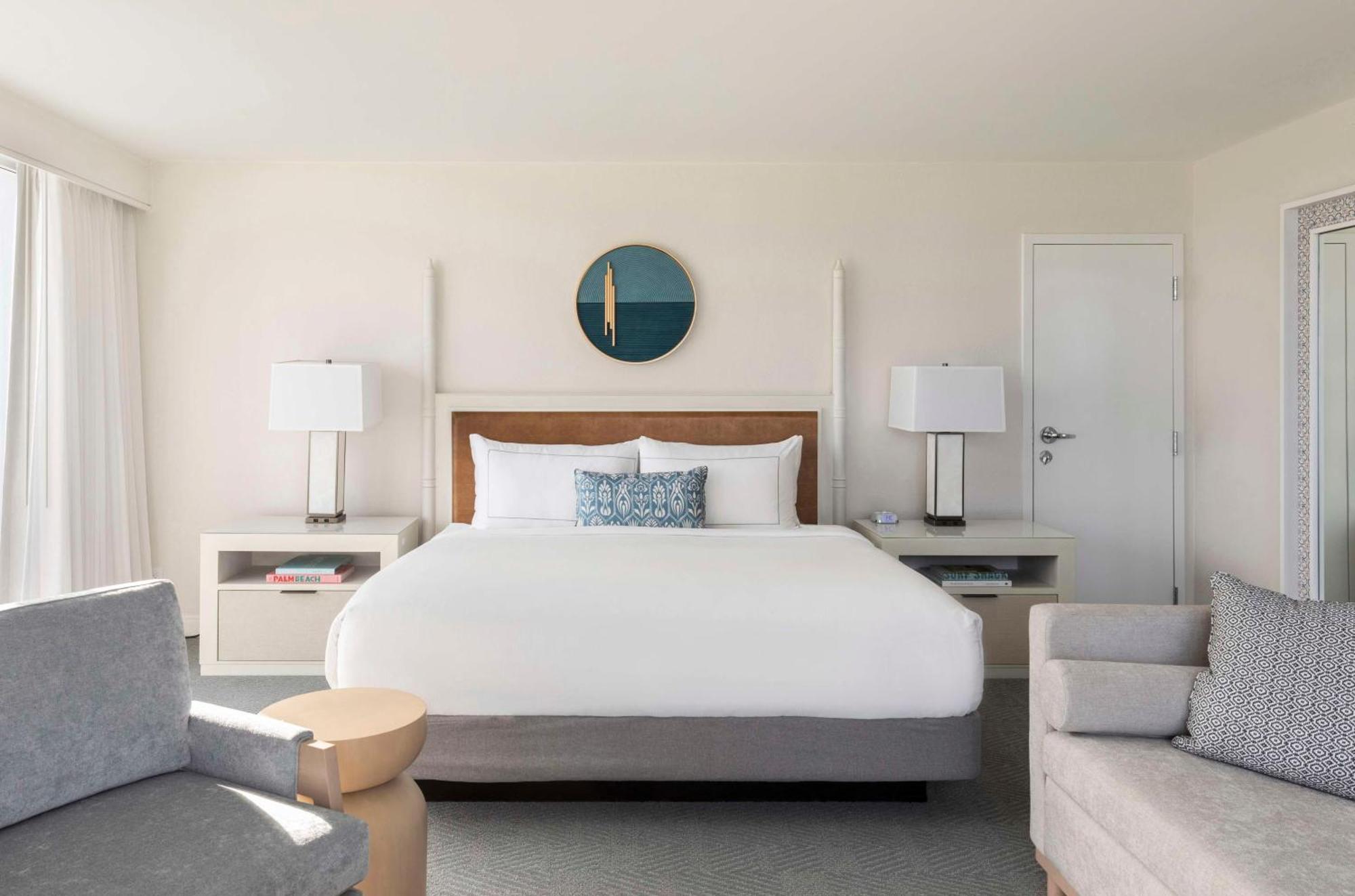 The Singer Oceanfront Resort, Curio Collection By Hilton Riviera Beach Buitenkant foto
