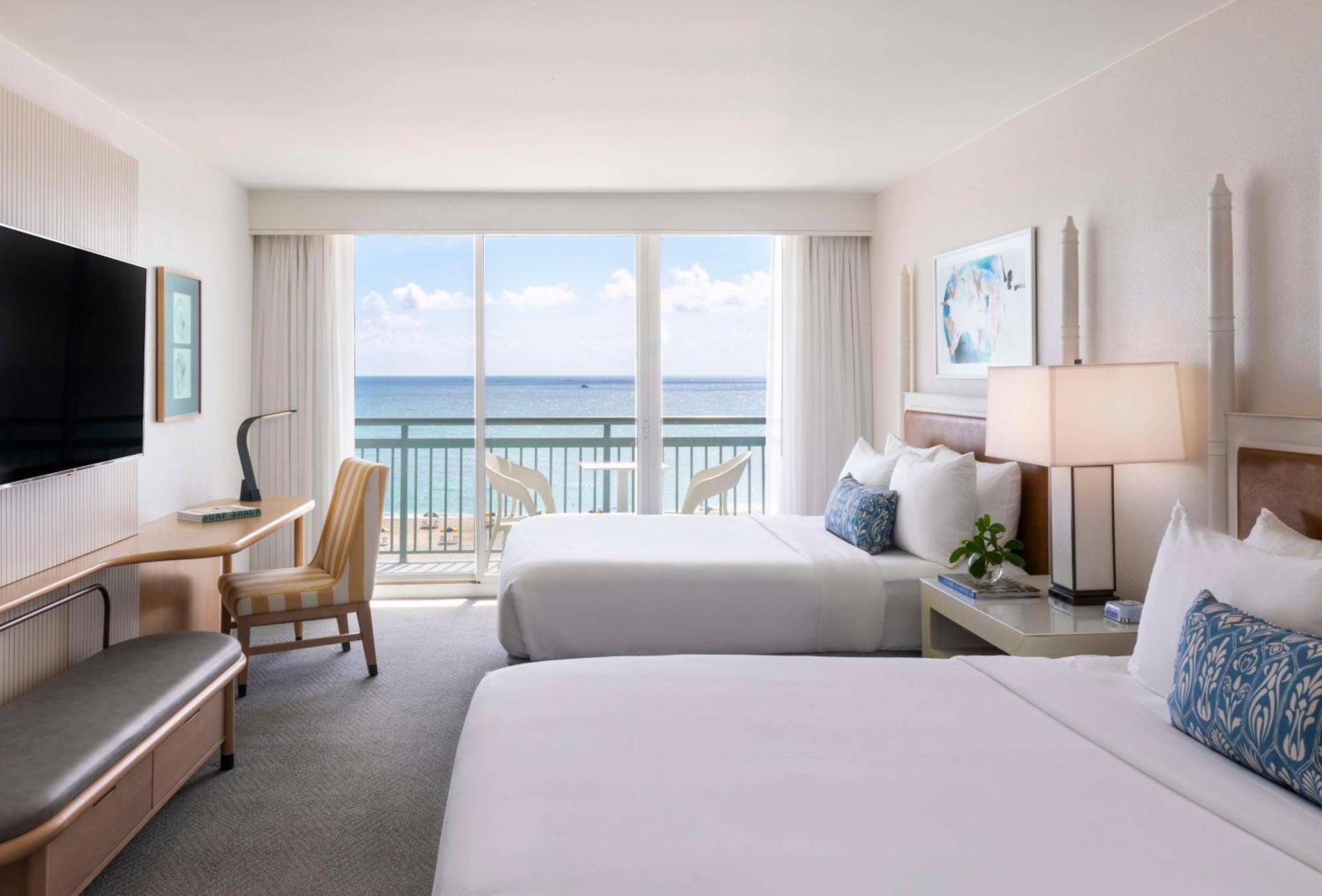 The Singer Oceanfront Resort, Curio Collection By Hilton Riviera Beach Buitenkant foto